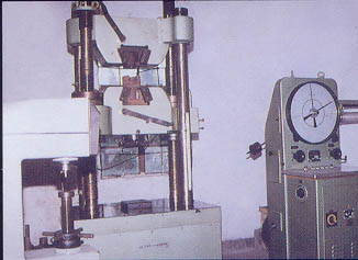Universal Test Machine